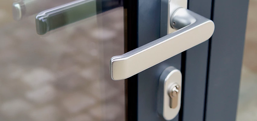 Broken Door Lock Cylinder Repair in Milpitas, California